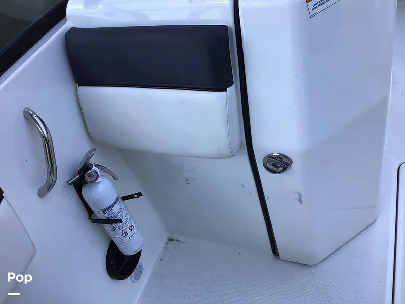 Slide: The Image of Bayliner DX 2200 2023 - 14320452