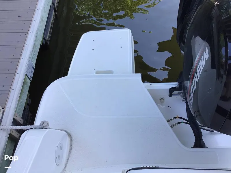 Slide: The Image of Bayliner DX 2200 2023 - 14320477