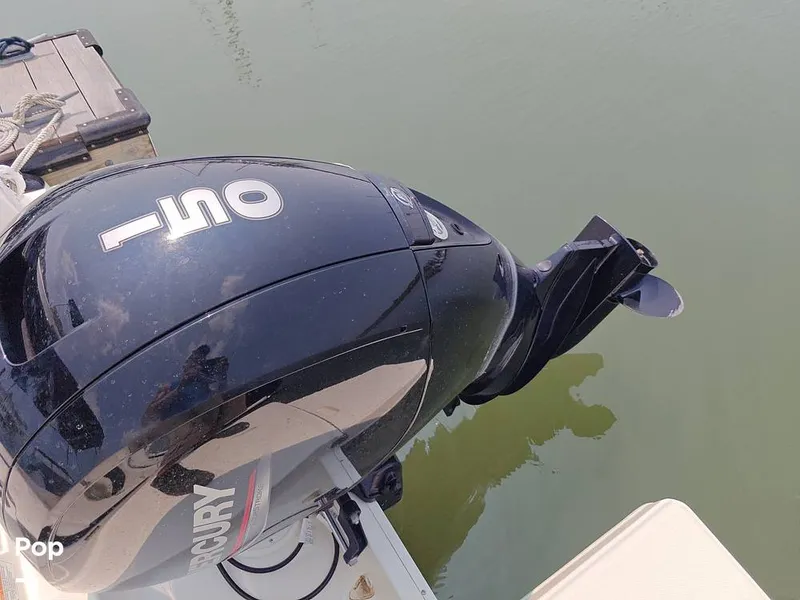 Slide: The Image of Bayliner DX2200 2023 - 14572576