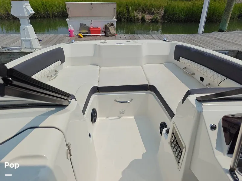 Slide: The Image of Bayliner DX2200 2023 - 14572562