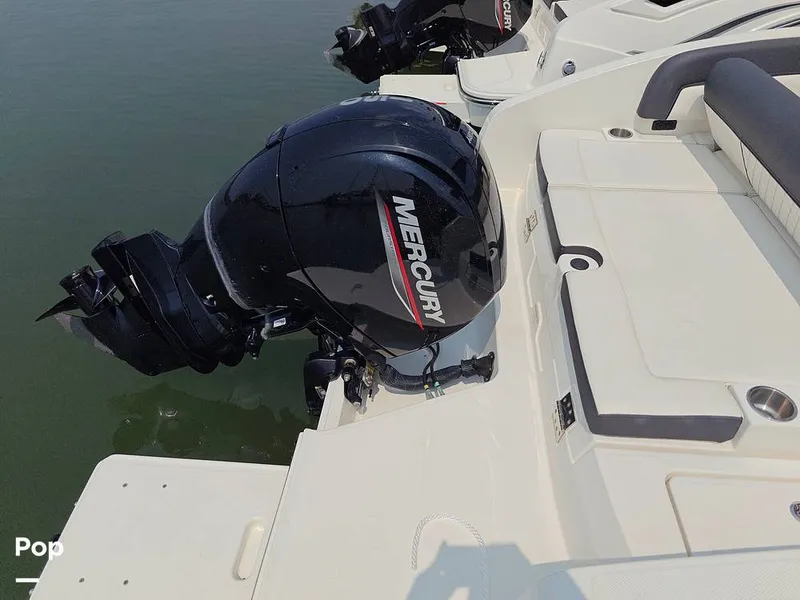 Slide: The Image of Bayliner DX2200 2023 - 14572550