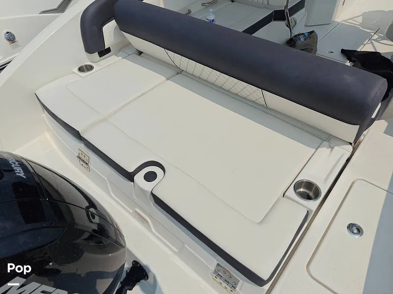 Slide: The Image of Bayliner DX2200 2023 - 14572551