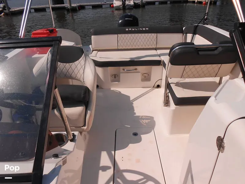 Slide: The Image of Bayliner DX 2200 2023 - 14371235