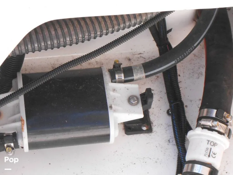 Slide: The Image of Bayliner DX 2200 2023 - 14371262