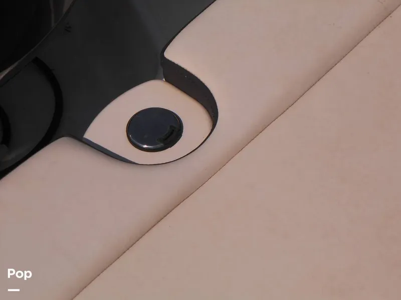 Slide: The Image of Bayliner DX 2200 2023 - 14371383