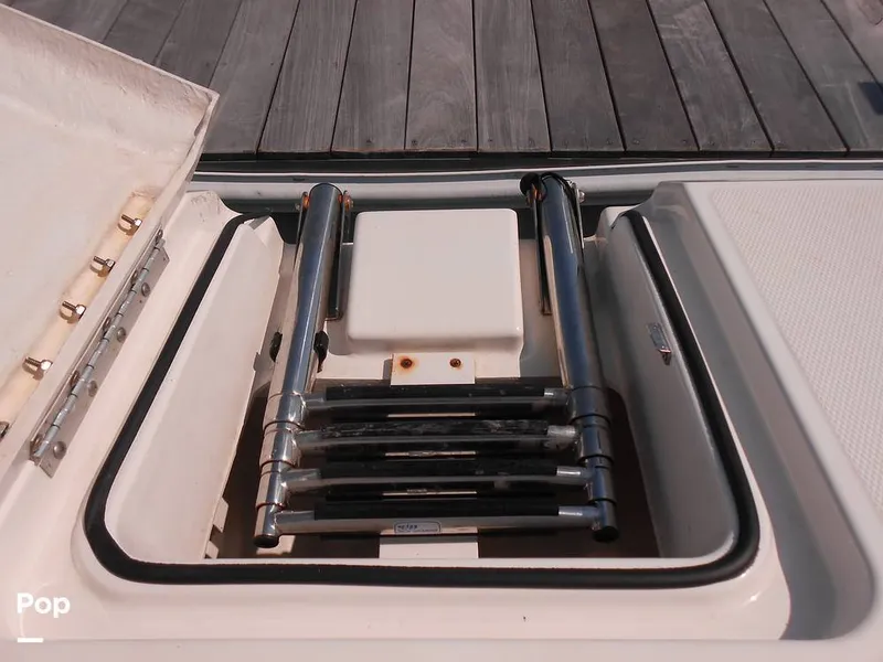 Slide: The Image of Bayliner DX 2200 2023 - 14371395