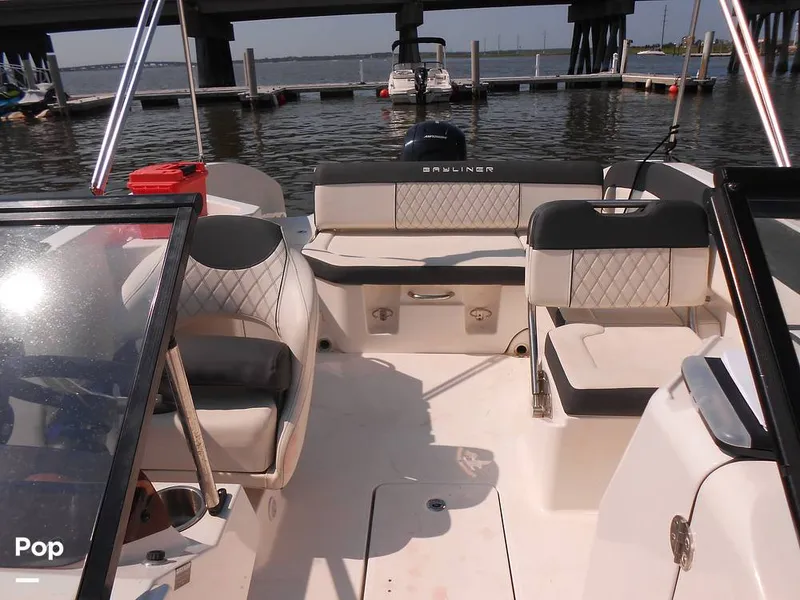 Slide: The Image of Bayliner DX 2200 2023 - 14371398