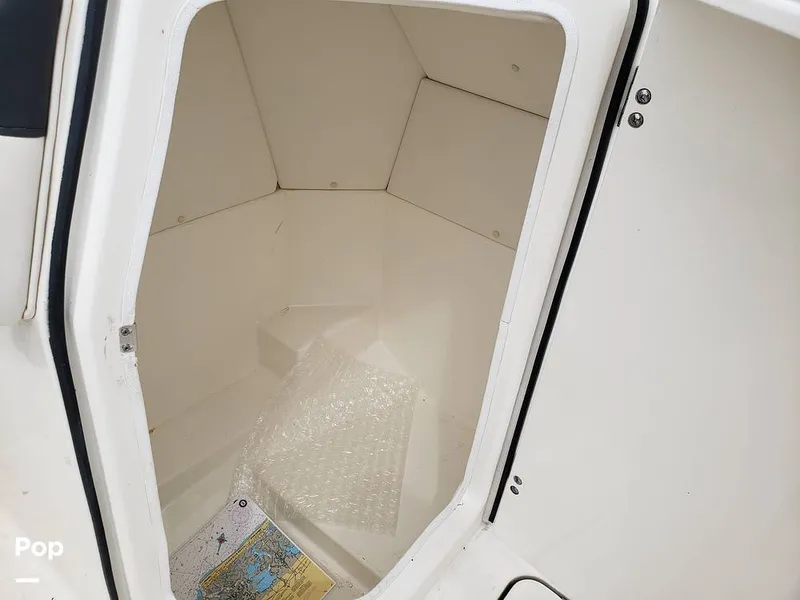 Slide: The Image of Bayliner DX 2200 2023 - 14686448