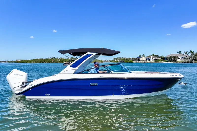 The Image of Sea Ray SDX 270 Outboard 2025 - 0