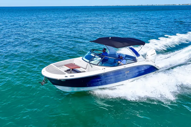 Slide: The Image of Sea Ray SDX 270 Outboard 2025 - 18