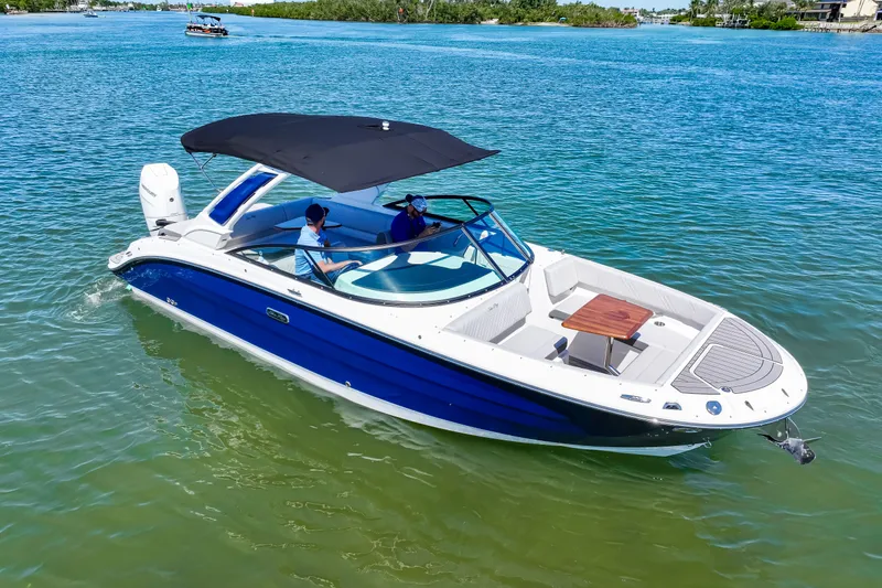Slide: The Image of Sea Ray SDX 270 Outboard 2025 - 3