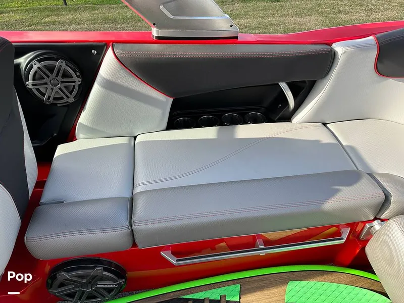 Slide: The Image of Mastercraft X23 2017 - 13925904