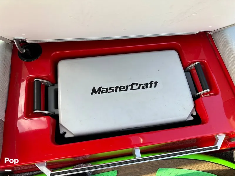 Slide: The Image of Mastercraft X23 2017 - 13925905