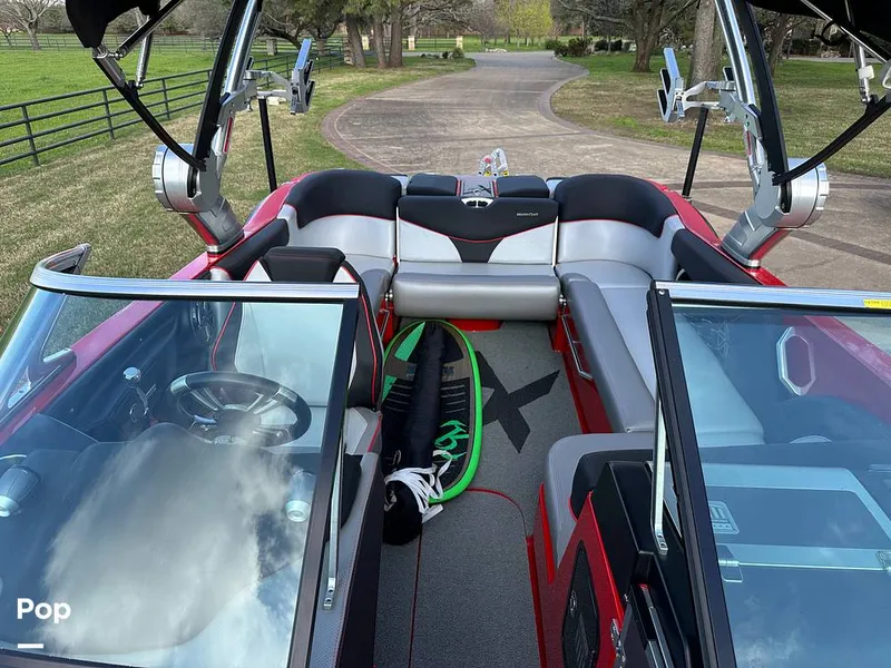 Slide: The Image of Mastercraft X23 2017 - 13925875