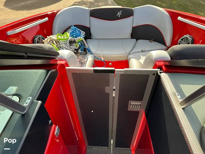 Slide: The Image of Mastercraft X23 2017 - 13925889