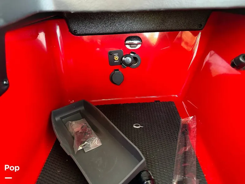 Slide: The Image of Mastercraft X23 2017 - 13925895