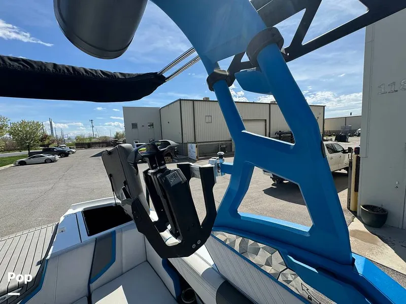 Slide: The Image of Nautique SUPER AIR NAUTIQUE 2019 - 14096829