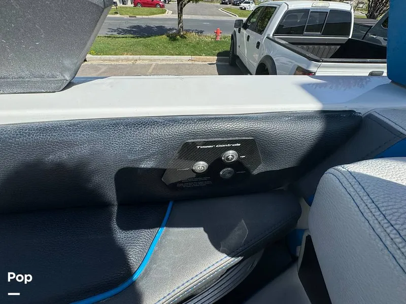 Slide: The Image of Nautique SUPER AIR NAUTIQUE 2019 - 14096836