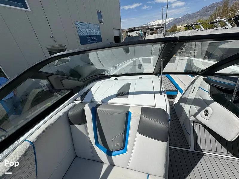 Slide: The Image of Nautique SUPER AIR NAUTIQUE 2019 - 14096802