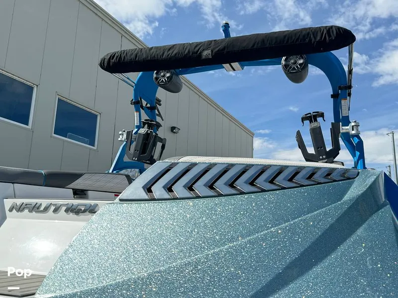 Slide: The Image of Nautique SUPER AIR NAUTIQUE 2019 - 14096863