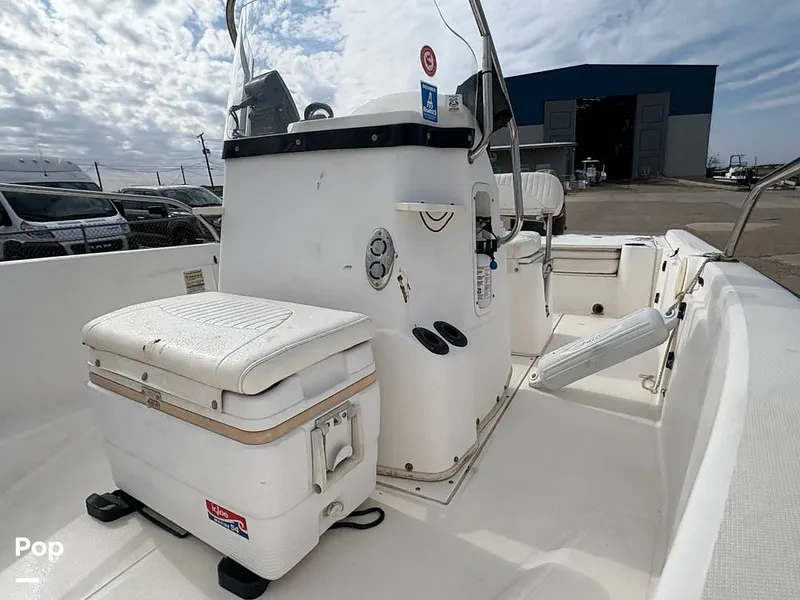 Slide: The Image of Boston Whaler Dauntless 180 2003 - 16185066
