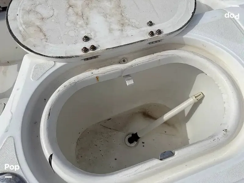 Slide: The Image of Aerated Live Well/bait Well - 16194237