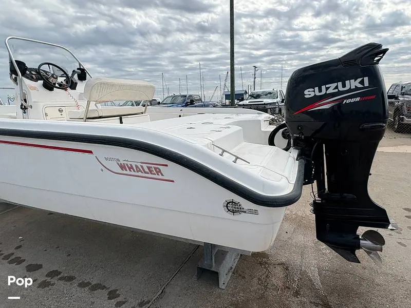 Slide: The Image of Boston Whaler Dauntless 180 2003 - 16185092