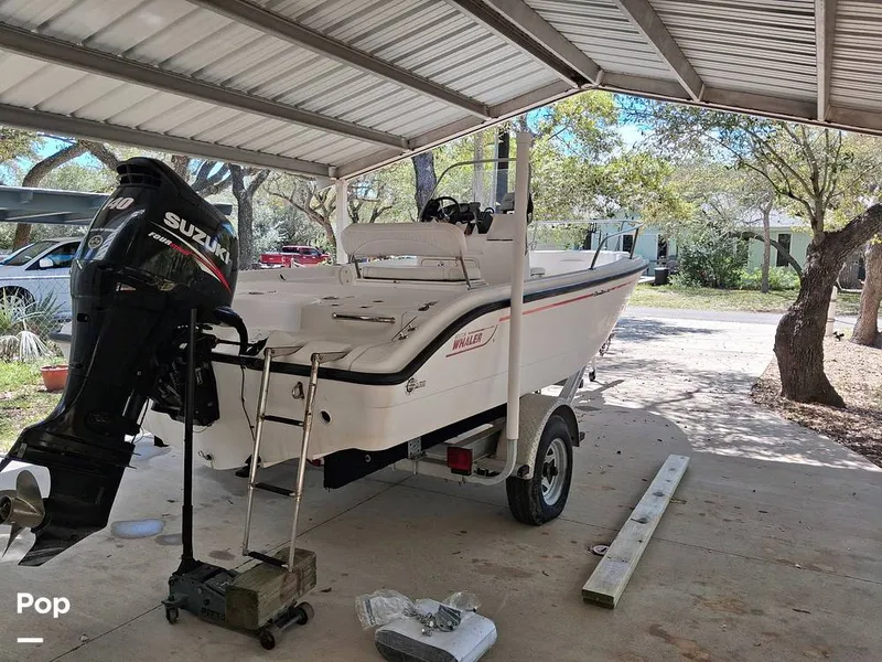 Slide: The Image of Boston Whaler Dauntless 180 2003 - 16328885