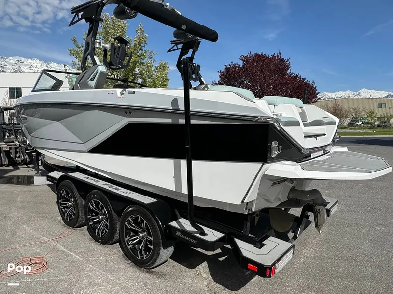 Slide: The Image of Nautique SUPER AIR NAUTIQUE G23 2021 - 14096775