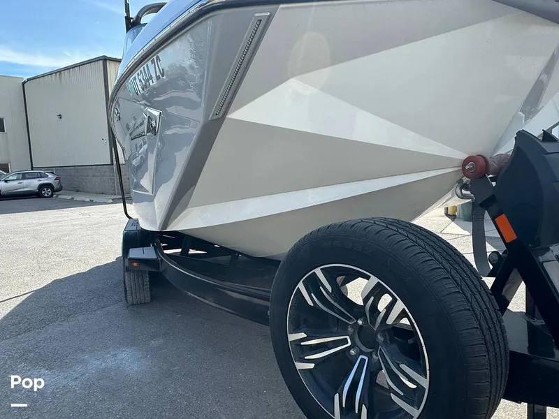 Slide: The Image of Nautique SUPER AIR NAUTIQUE G23 2021 - 14096793