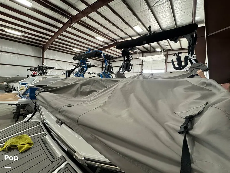 Slide: The Image of Nautique SUPER AIR NAUTIQUE G23 2021 - 14085637