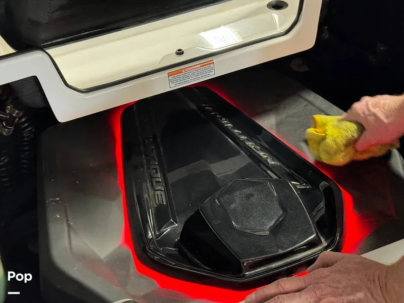 Slide: The Image of Nautique SUPER AIR NAUTIQUE G23 2021 - 14045309