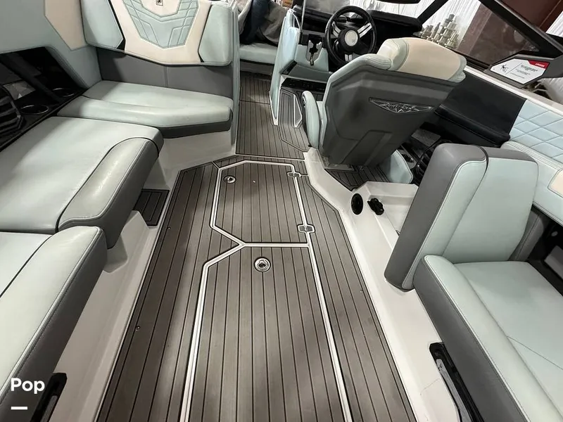 Slide: The Image of Nautique SUPER AIR NAUTIQUE G23 2021 - 14086498