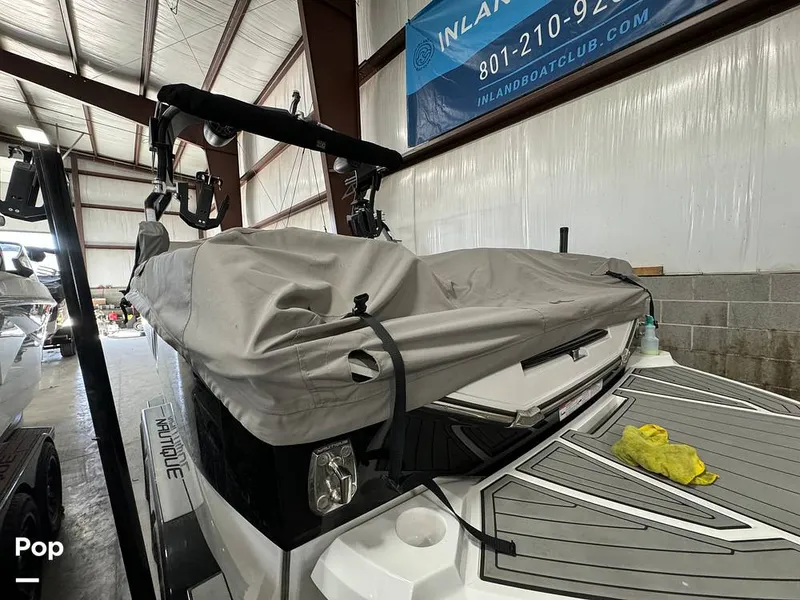 Slide: The Image of Nautique SUPER AIR NAUTIQUE G23 2021 - 14086617