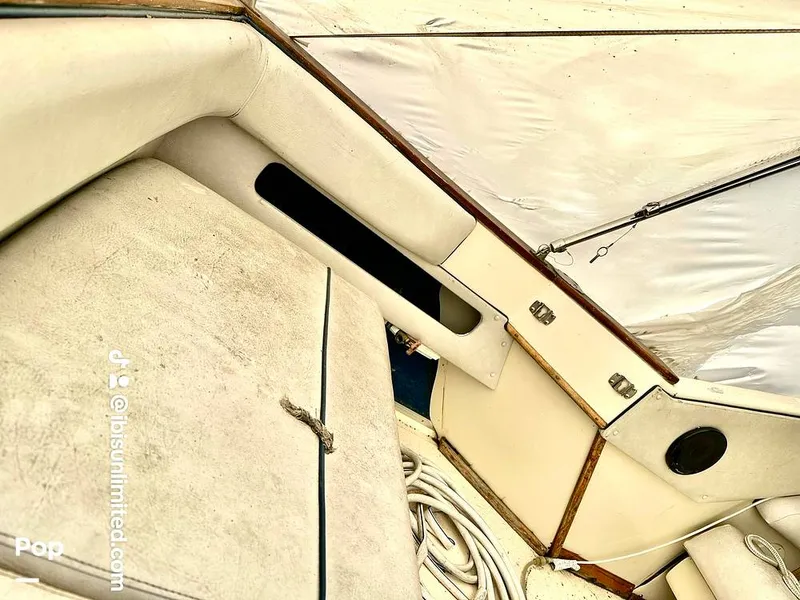 Slide: The Image of Sea Ray 390 EC 1986 - 16206017