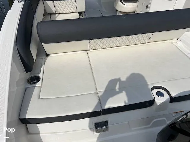 Slide: The Image of Bayliner DX 2200 2023 - 14254956