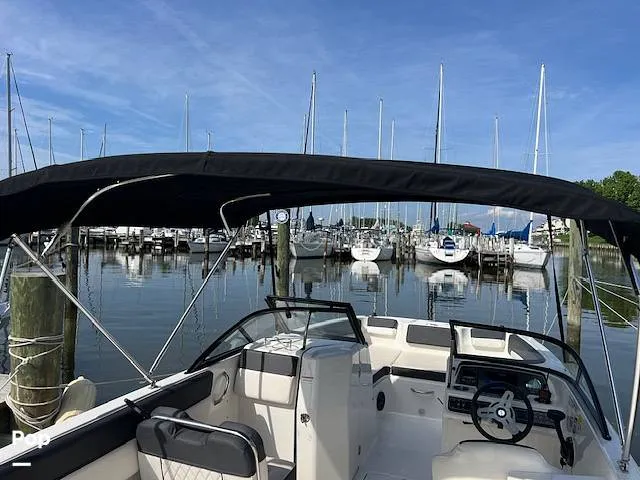 Slide: The Image of Bayliner DX 2200 2023 - 14254960