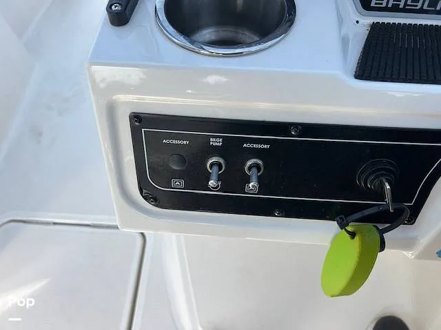 Slide: The Image of Bayliner DX 2200 2023 - 14254978