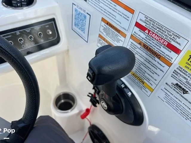 Slide: The Image of Bayliner DX 2200 2023 - 14254981