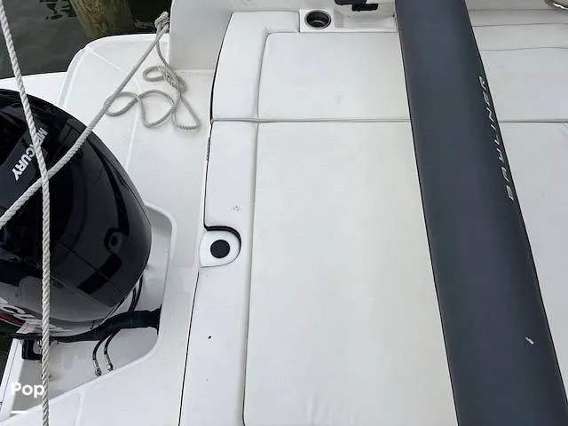 Slide: The Image of Bayliner DX 2200 2023 - 14178337