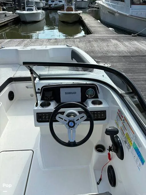 Slide: The Image of Bayliner DX 2200 2023 - 15686716