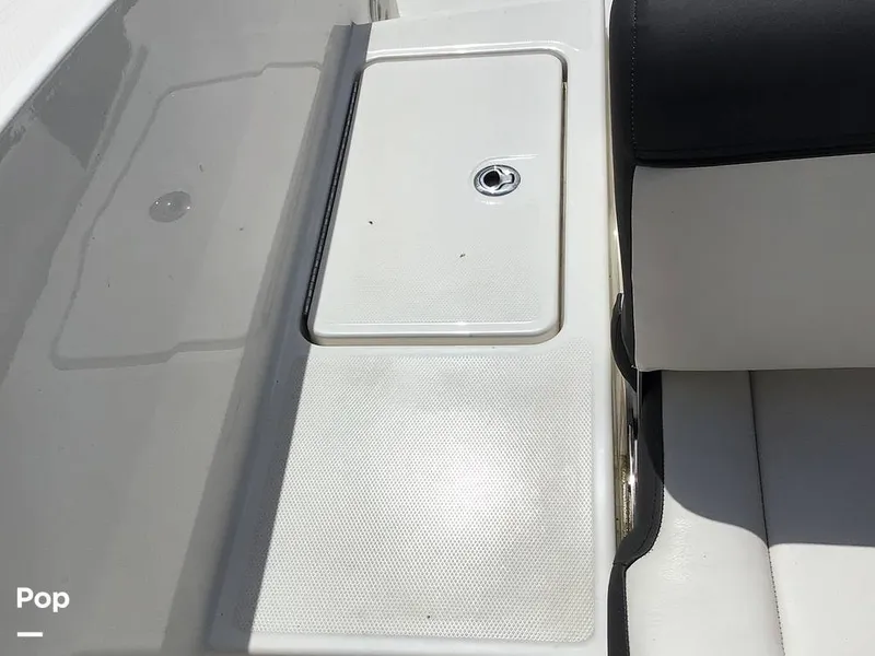 Slide: The Image of Bayliner DX 2200 2023 - 14328466