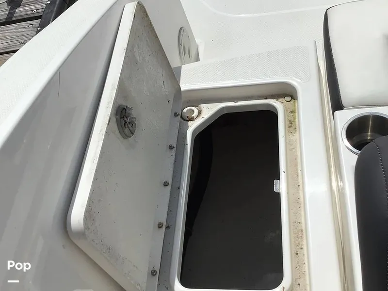 Slide: The Image of Bayliner DX 2200 2023 - 14328467