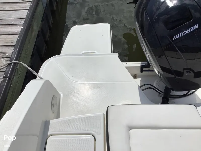 Slide: The Image of Bayliner DX 2200 2023 - 14328470