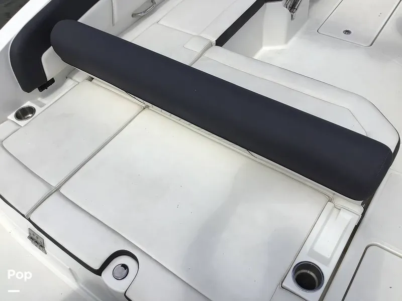 Slide: The Image of Bayliner DX 2200 2023 - 14328432