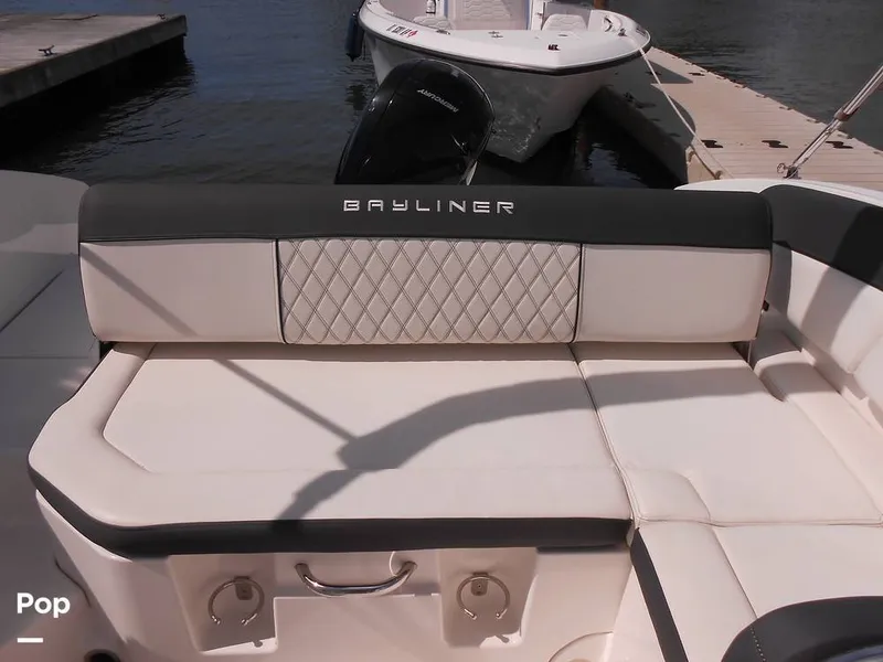 Slide: The Image of Bayliner DX2200 2023 - 14187856
