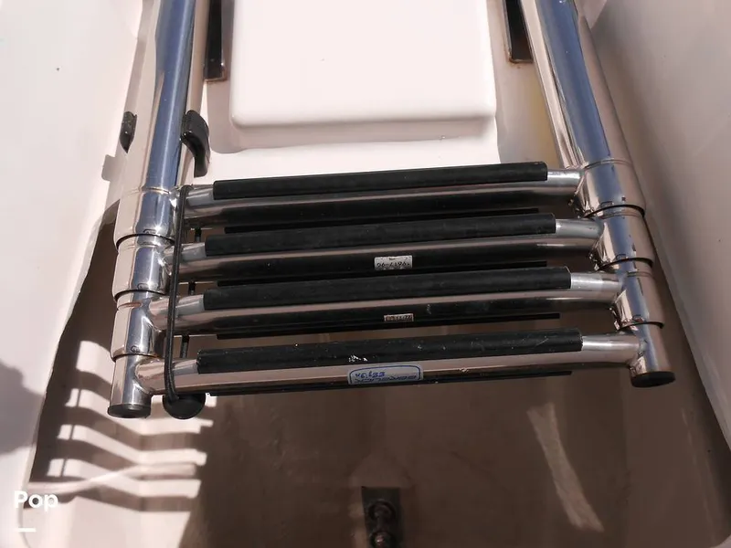 Slide: The Image of Bayliner DX2200 2023 - 14187876