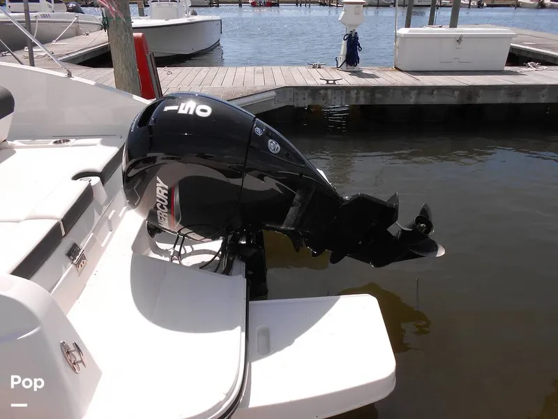 Slide: The Image of Bayliner DX2200 2023 - 14187844