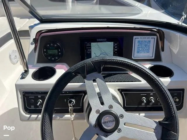 Slide: The Image of Bayliner DX 2200 2022 - 14411632