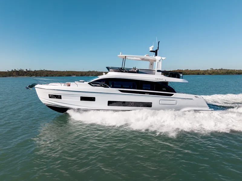 The Image of Azimut Fly 62 2026 - 0